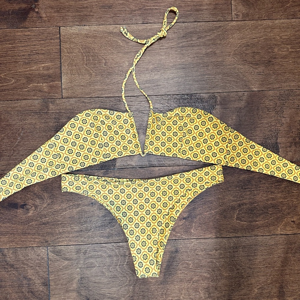 Skatie Yellow and Black Patterned Bikini